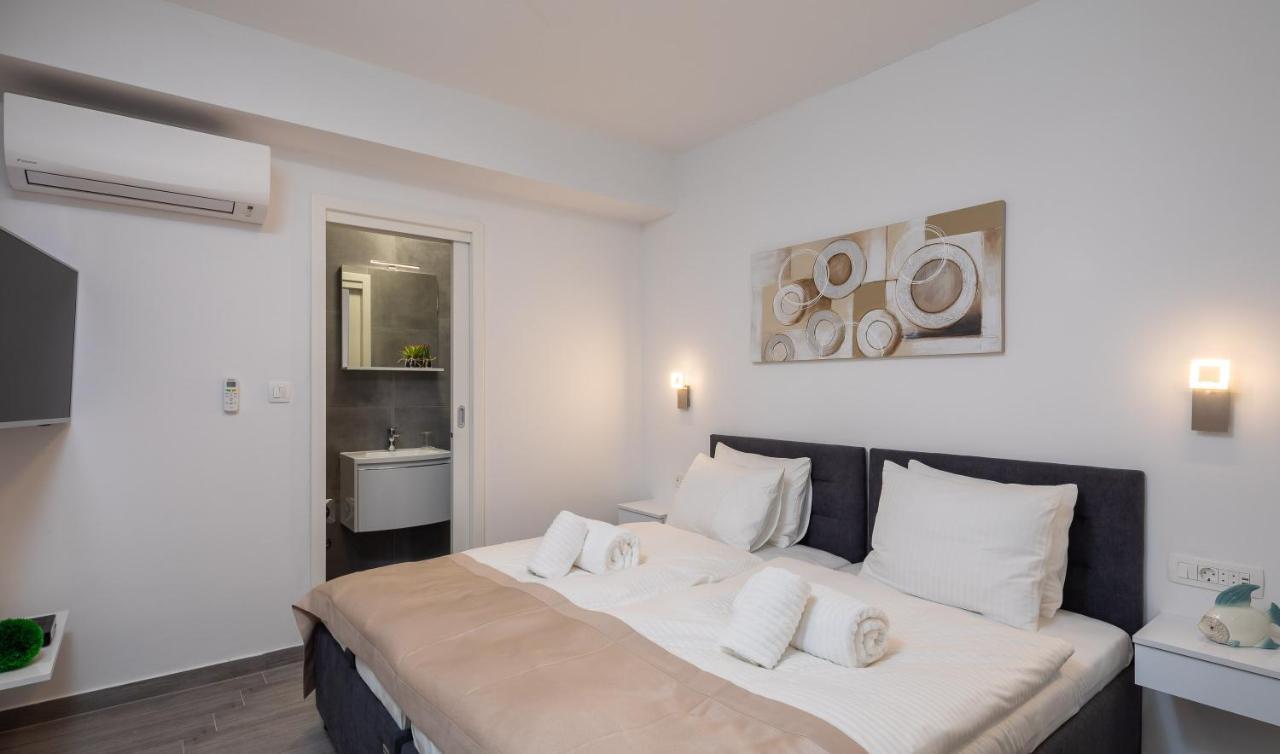 Luxury Studios & Room Five Split Exteriör bild